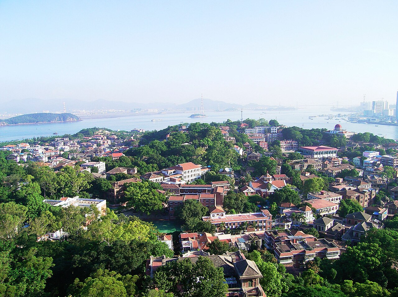 Xiamen Travel Guide: 6 Places to Visit (3-Day Route)